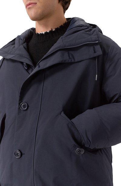 Пуховик C.P. COMPANY темно-синего цвета по цене 106000 руб., арт. 19CM0W197A110419A, фото 5 Пуховик C.P. COMPANY, арт. 19CM0W197A110419A, фото 5