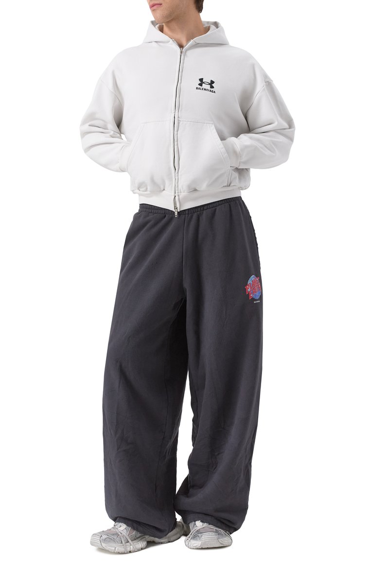Мужского хлопковая толстовка balenciaga х under armour BALENCIAGA белого цвета, арт. 803264/TRVB8 | Фото 2 (Стили: Спорт-шик; Мужское Кросс-КТ: Толстовка-одежда; Региональные ограничения белый список (Axapta Mercury): Не проставлено; Нос: Не проставлено; Материал внешний: Хлопок)