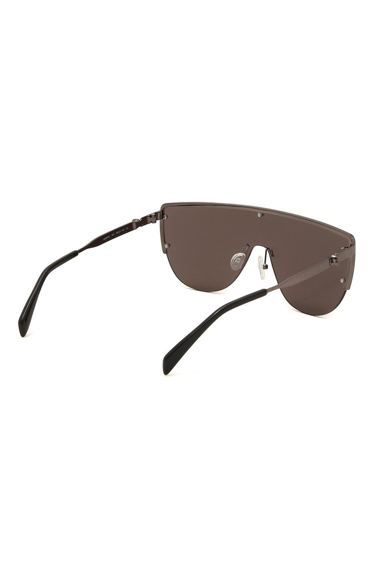 Женские солнцезащитные очки ALEXANDER MCQUEEN черного цвета, арт. AM0457S 001 | Фото 4 (Нос: Не проставлено; Региональные ограничения белый список (Axapta Mercury): Не проставлено; Материал: Металл; Тип очков: С/з; Оптика Гендер: оптика-женское; Очки форма: Маска)
