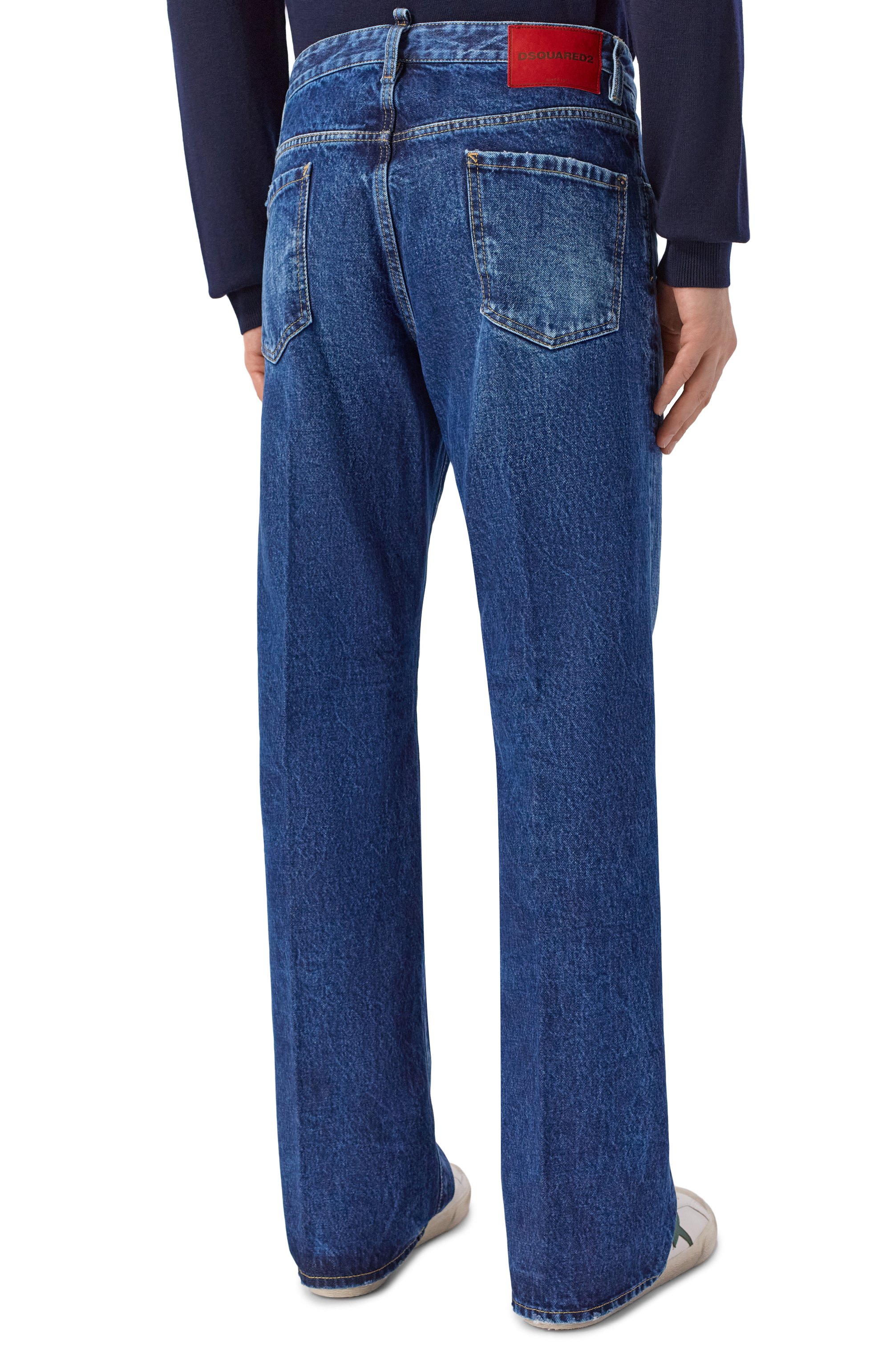 Джинсы sexy 70's DSQUARED2 синего цвета по цене 66550 руб., арт. S74LB1956/S30839, фото 4 Джинсы sexy 70's DSQUARED2, арт. S74LB1956/S30839, фото 4