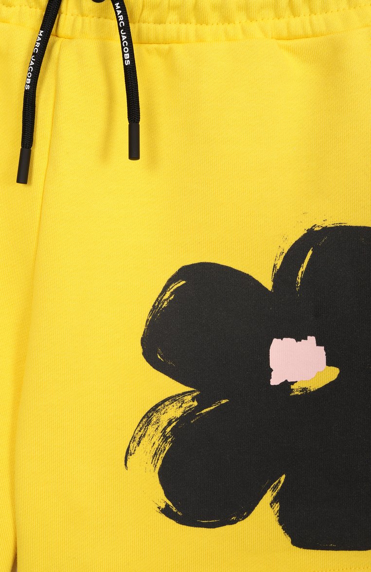 Детские хлопковые шорты MARC JACOBS (THE) желтого цвета, арт. W60498 | Фото 3 (Нос: Не проставлено; Материал внешний: Хлопок; Случай: Повседневный; Девочки Кросс-КТ: Шорты-спорт; Ростовка одежда: 3 года | 98 см, 5 лет | 110 см, 7 лет | 122 см, 9 лет | 134 см, 12 лет | 152 см, 2 года | 92 см, 4 года | 104 см)