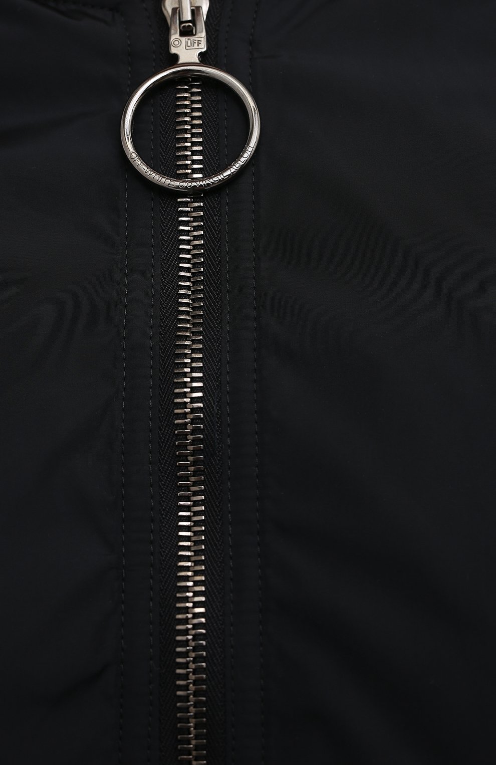 Утепленный бомбер OFF-WHITE черного цвета по цене 104000 руб., арт. 0WEH017R21FAB001, фото 5 Утепленный бомбер OFF-WHITE, арт. 0WEH017R21FAB001, фото 5