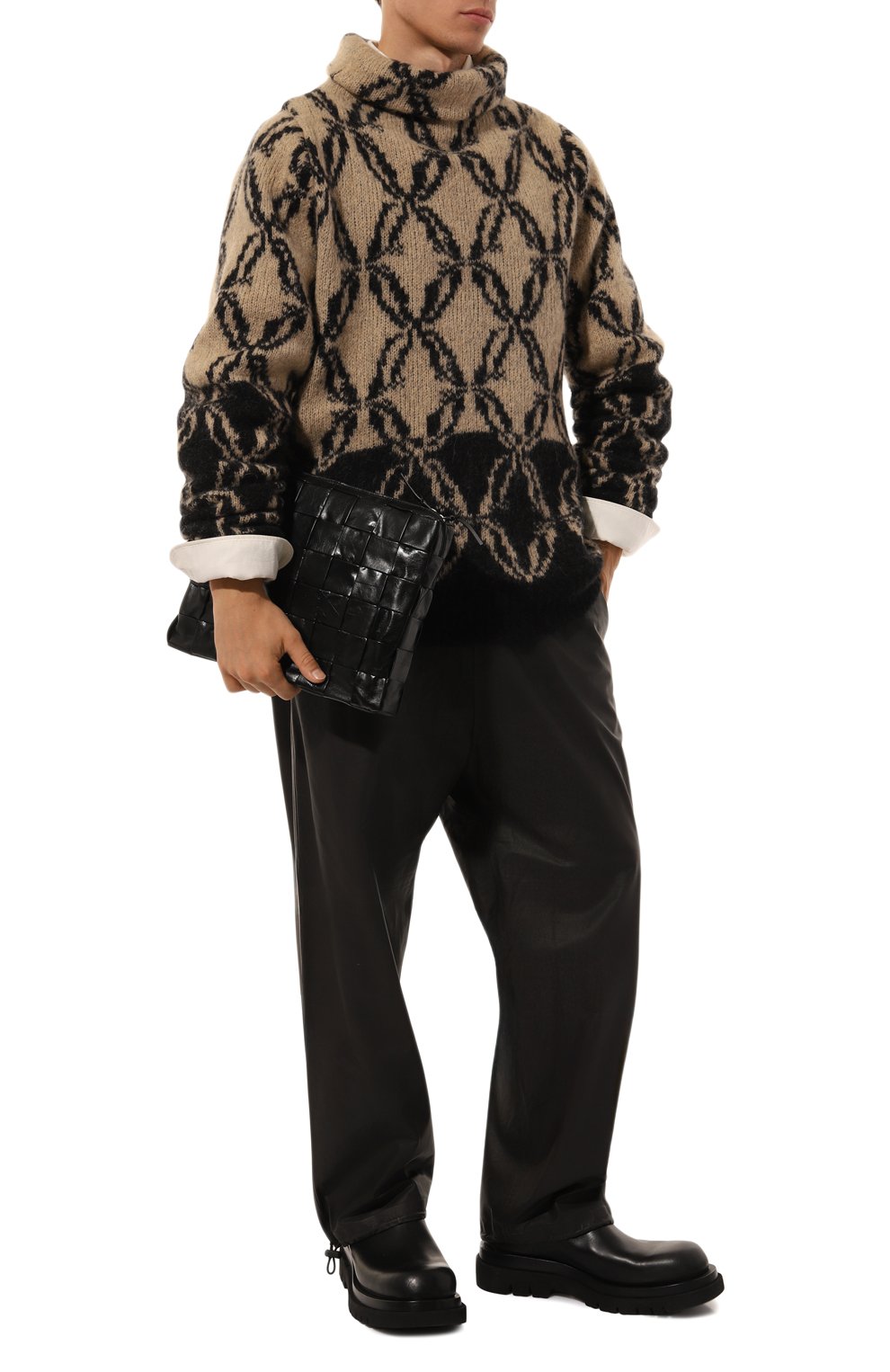 Папка для документов BOTTEGA VENETA черного цвета по цене 215500 руб., арт. 667118/VCQ71, фото 6 Папка для документов BOTTEGA VENETA, арт. 667118/VCQ71, фото 6