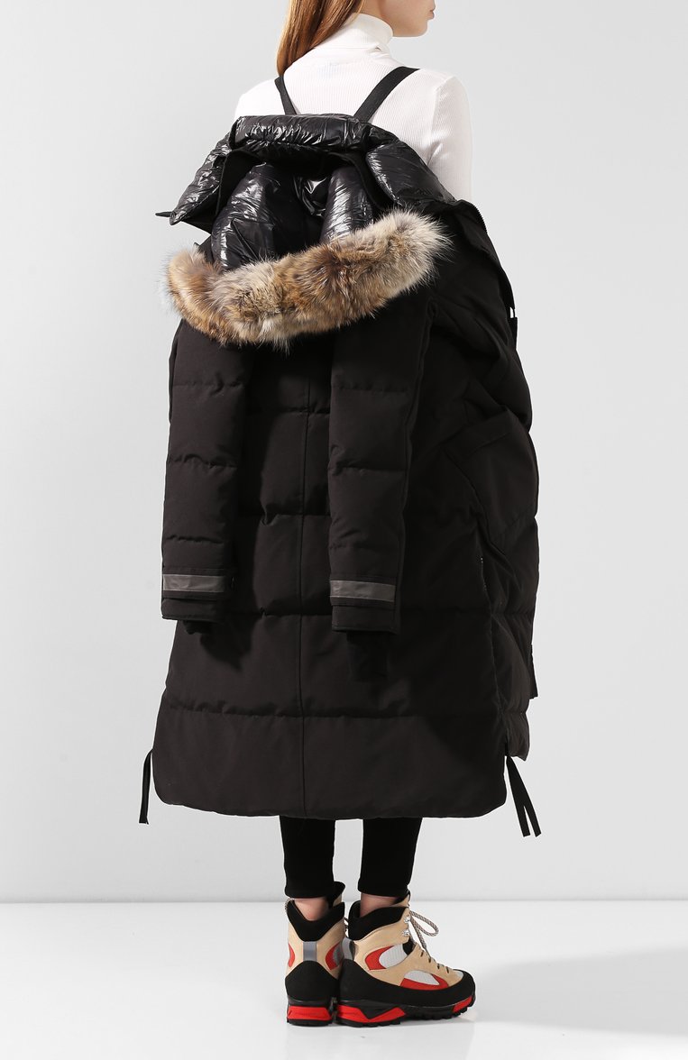 Женский пуховик aldridge CANADA GOOSE черного цвета, арт. 3032LB | Фото 6 (Материал внешний: Синтетический материал; Рукава: Длинные; Кросс-КТ: Пуховик; Длина (верхняя одежда): Длинные; Статус проверки: Проверена категория; Материал утеплителя: Пух и перо; Материал сплава: Проставлено; Драгоценные камни: Проставлено)