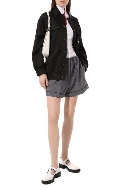 Шорты PRADA серого цвета по цене 110000 руб., арт. P261ER-1Y4A-F0480-212, фото 2 Шорты PRADA, арт. P261ER-1Y4A-F0480-212, фото 2