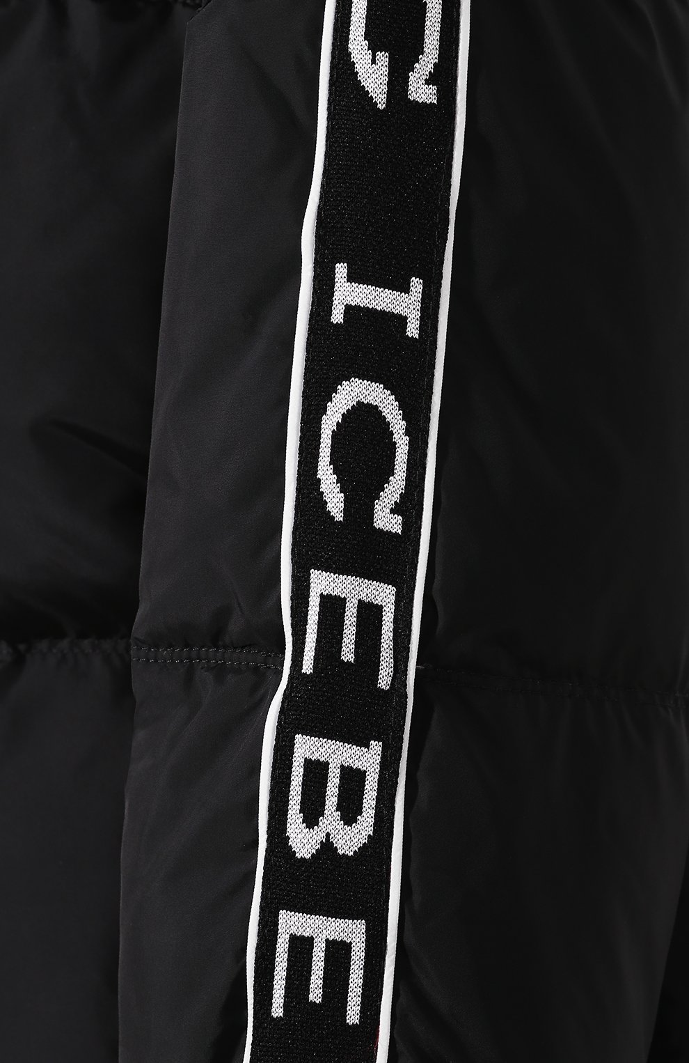 Пуховик ICEBERG черного цвета по цене 75800 руб., арт. 19I I2P0/J091/5050, фото 5 Пуховик ICEBERG, арт. 19I I2P0/J091/5050, фото 5