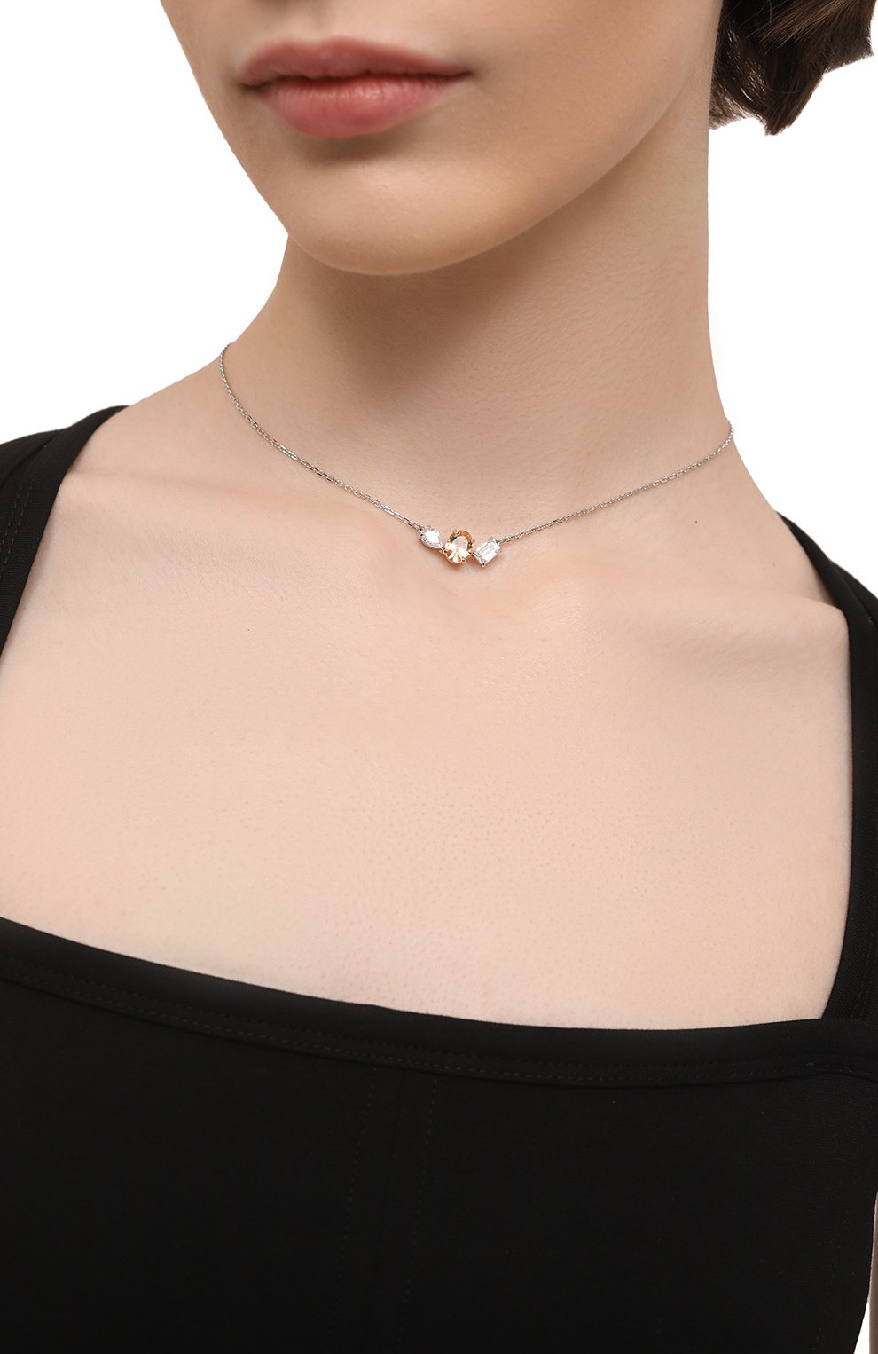 Кулон на цепочке mesmera SWAROVSKI серебряного цвета по цене 14900 руб., арт. 5668277, фото 2 Кулон на цепочке mesmera SWAROVSKI, арт. 5668277, фото 2