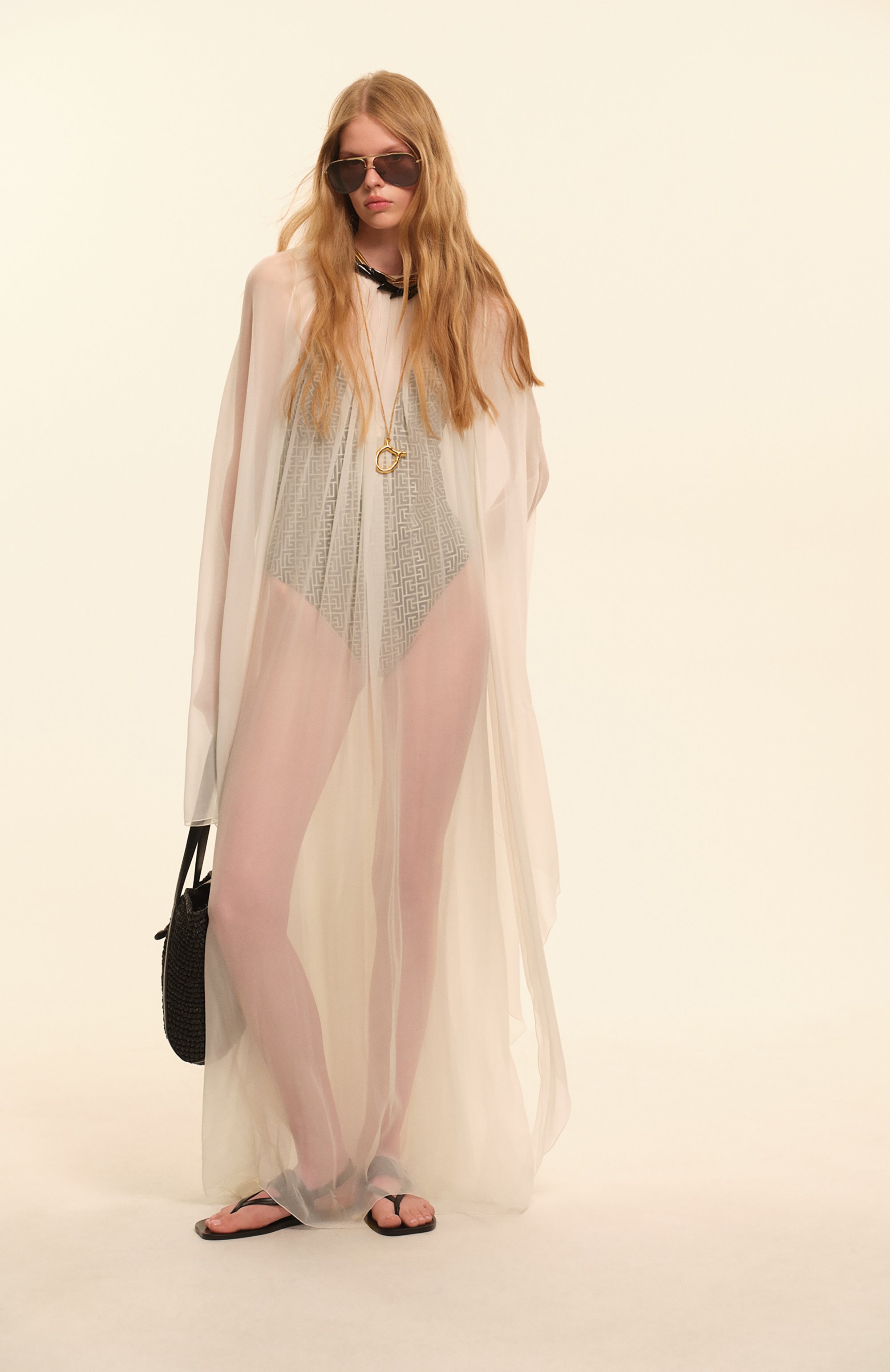 Шелковое платье MVST белого цвета по цене 394500 руб., арт. 25E/X2P/0/H051/5586, фото 7 Шелковое платье MVST, арт. 25E/X2P/0/H051/5586, фото 7