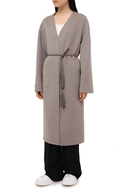 Пальто из шерсти и кашемира MANZONI24 светло-коричневого цвета по цене 258500 руб., арт. 20M742-DB1L8/38-46, фото 4 Пальто из шерсти и кашемира MANZONI24, арт. 20M742-DB1L8/38-46, фото 4