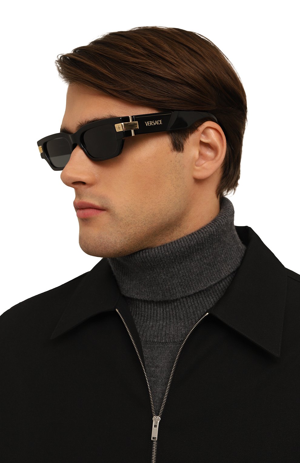 Солнцезащитные очки VERSACE черного цвета по цене 49500 руб., арт. 4465-GB1/87, фото 3 Солнцезащитные очки VERSACE, арт. 4465-GB1/87, фото 3