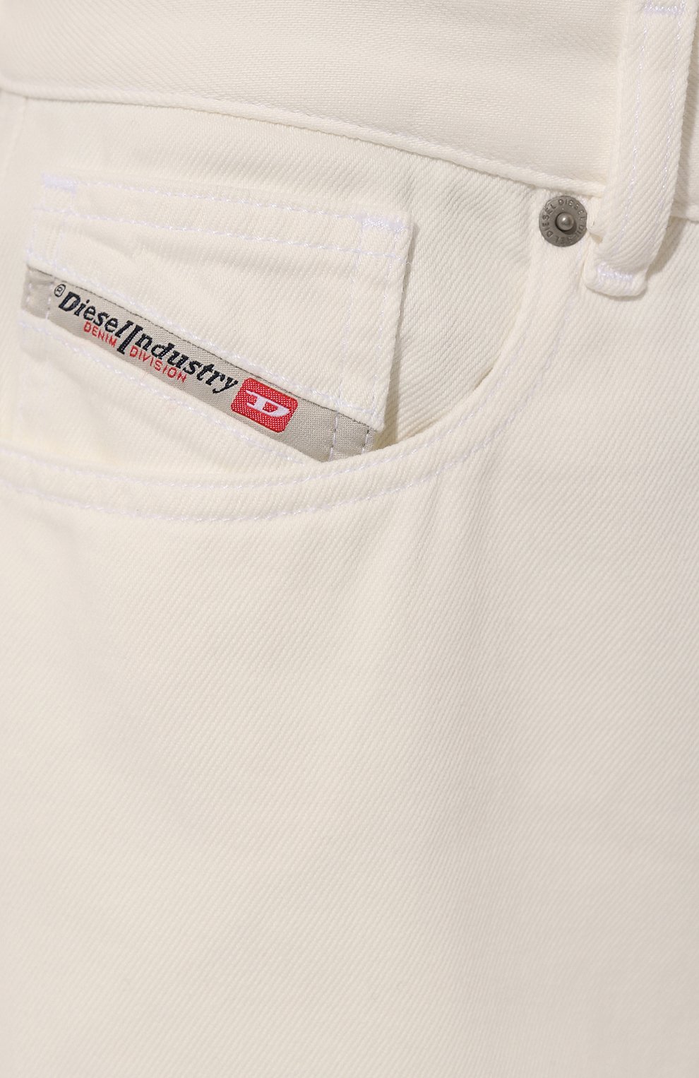 Джинсы DIESEL белого цвета по цене 18500 руб., арт. A06925/09I41, фото 5 Джинсы DIESEL, арт. A06925/09I41, фото 5
