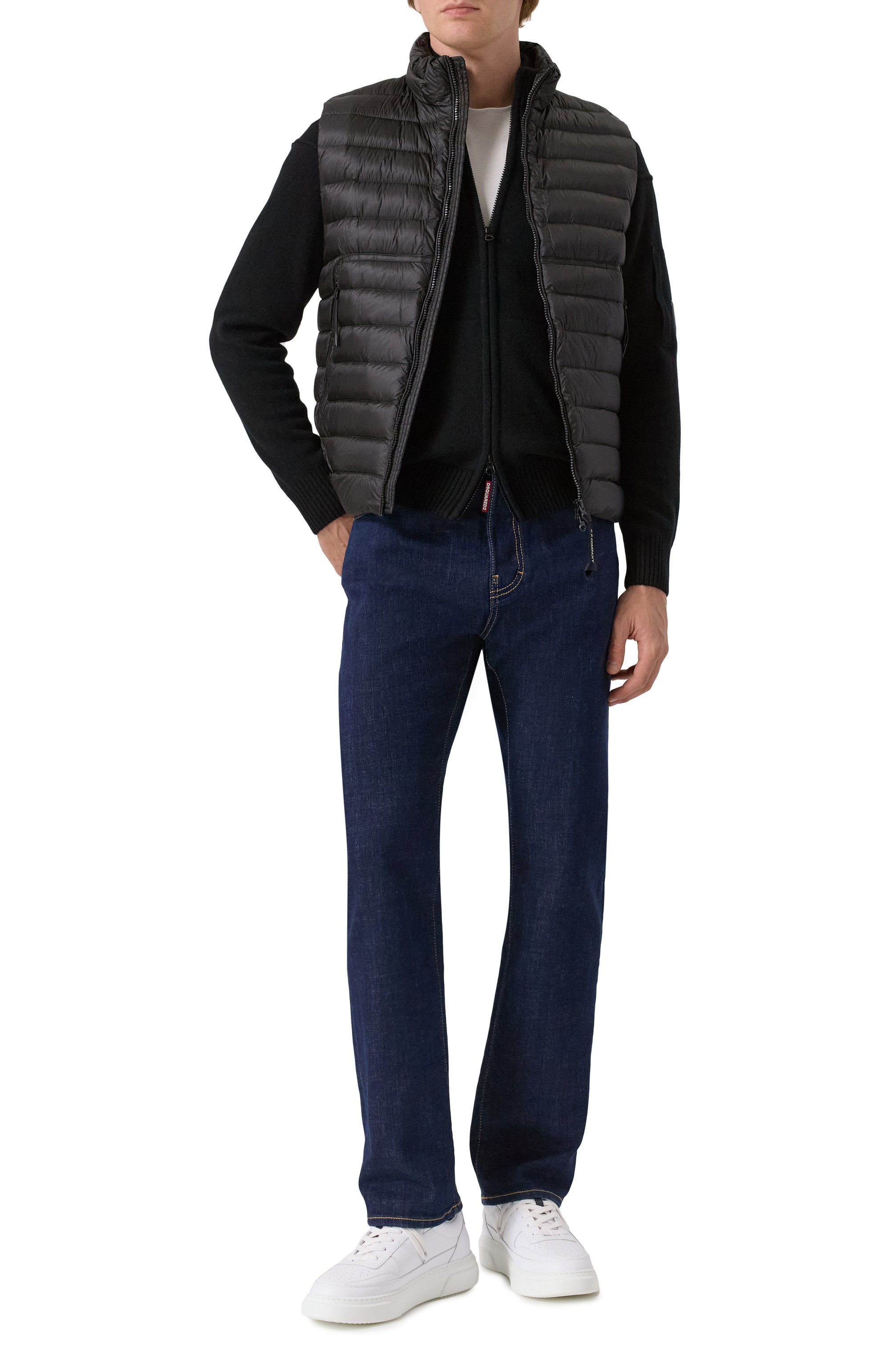 Пуховый жилет C.P. COMPANY черного цвета по цене 56900 руб., арт. RCCMVE703A110416A, фото 2 Пуховый жилет C.P. COMPANY, арт. RCCMVE703A110416A, фото 2