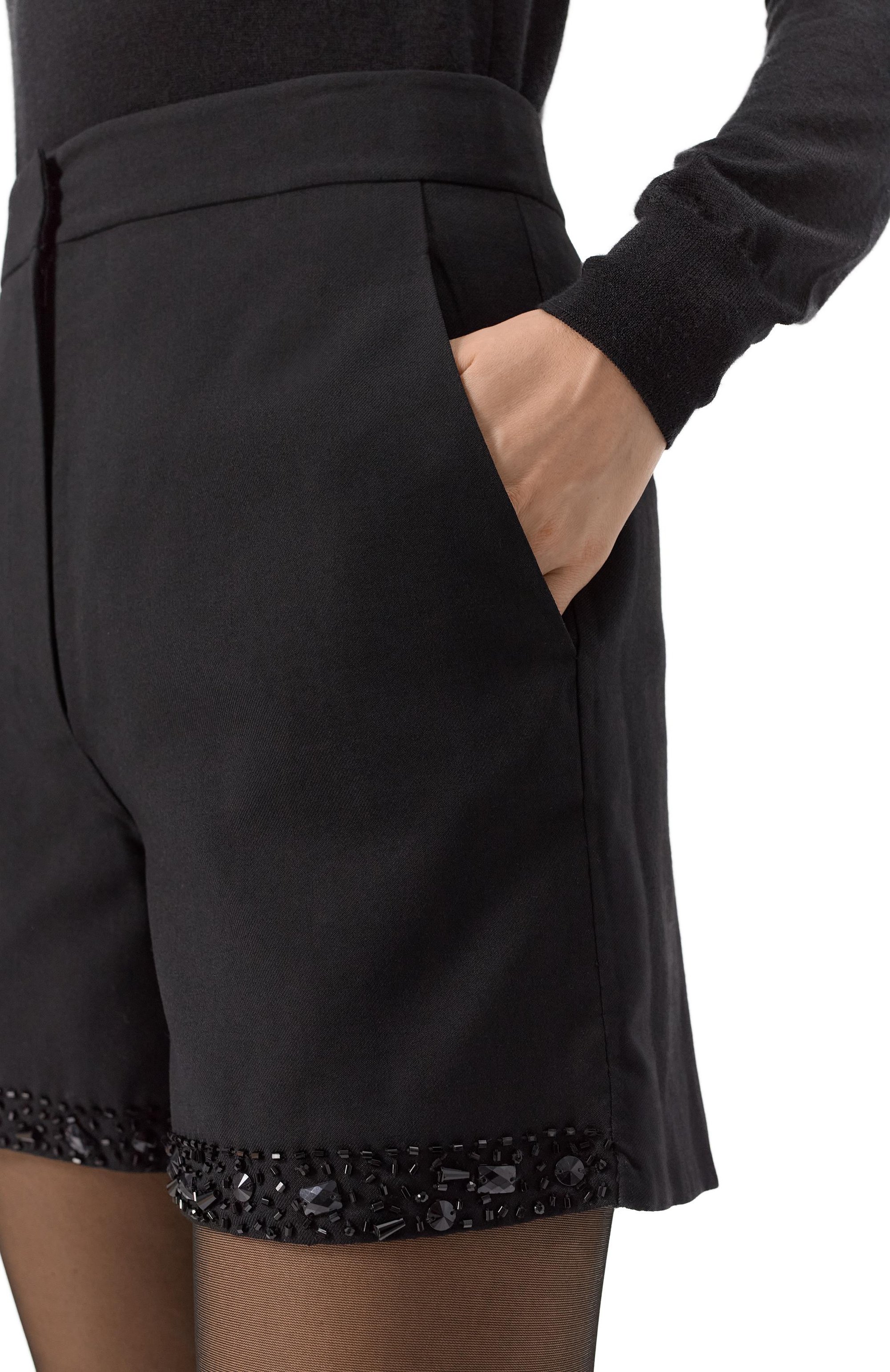 Шерстяные шорты MVST черного цвета по цене 218500 руб., арт. TXBST-Y438, фото 5 Шерстяные шорты MVST, арт. TXBST-Y438, фото 5