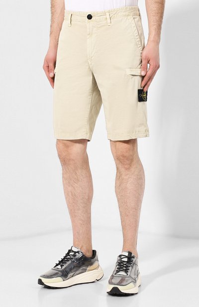 Хлопковые шорты STONE ISLAND бежевого цвета по цене 22850 руб., арт. 7015L0504, фото 3 Хлопковые шорты STONE ISLAND, арт. 7015L0504, фото 3