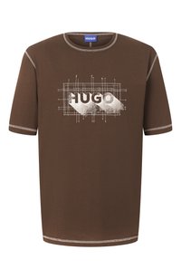 Коричневый