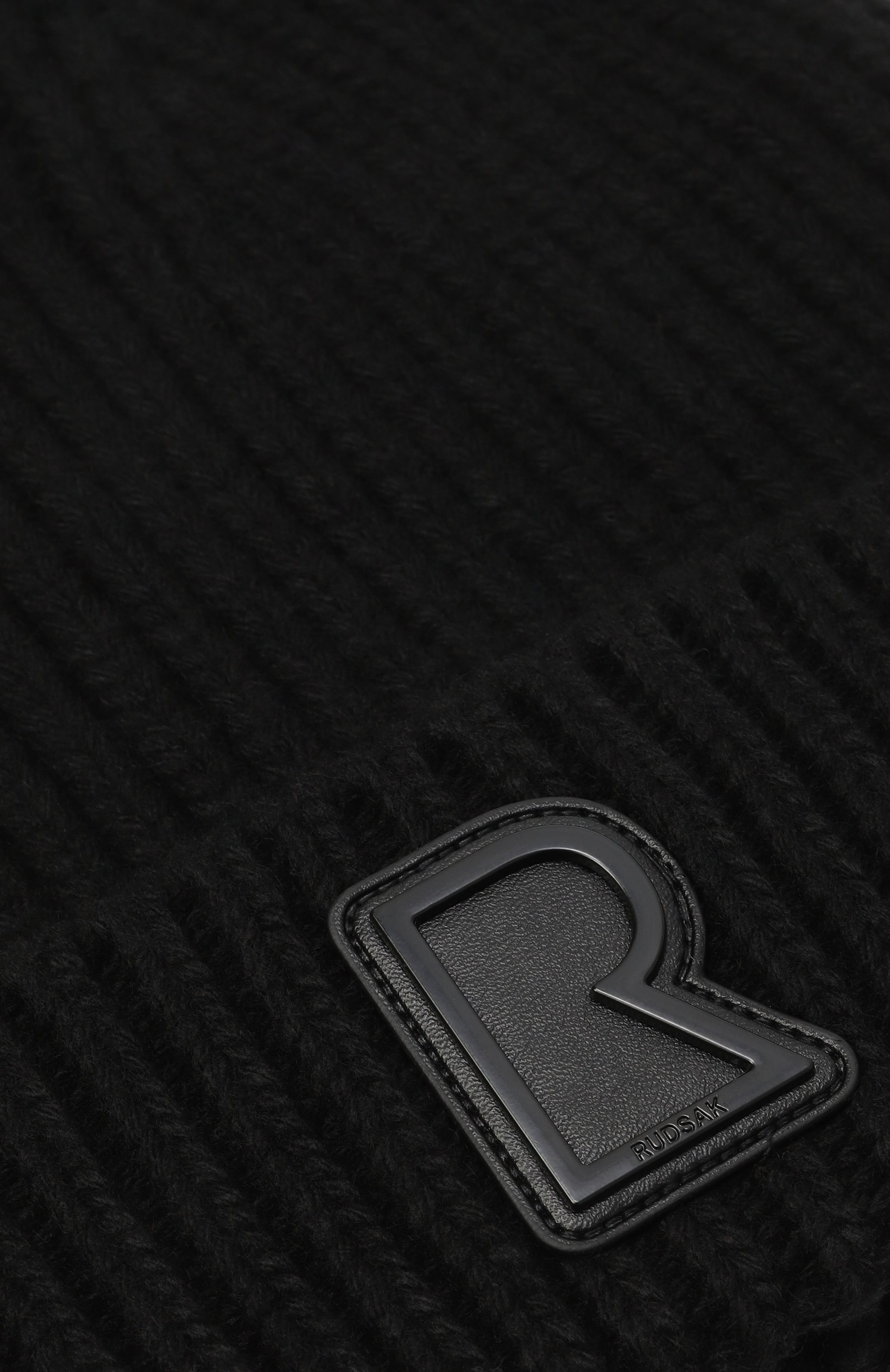 Шапка RUDSAK черного цвета по цене 21550 руб., арт. 9424504, фото 3 Шапка RUDSAK, арт. 9424504, фото 3