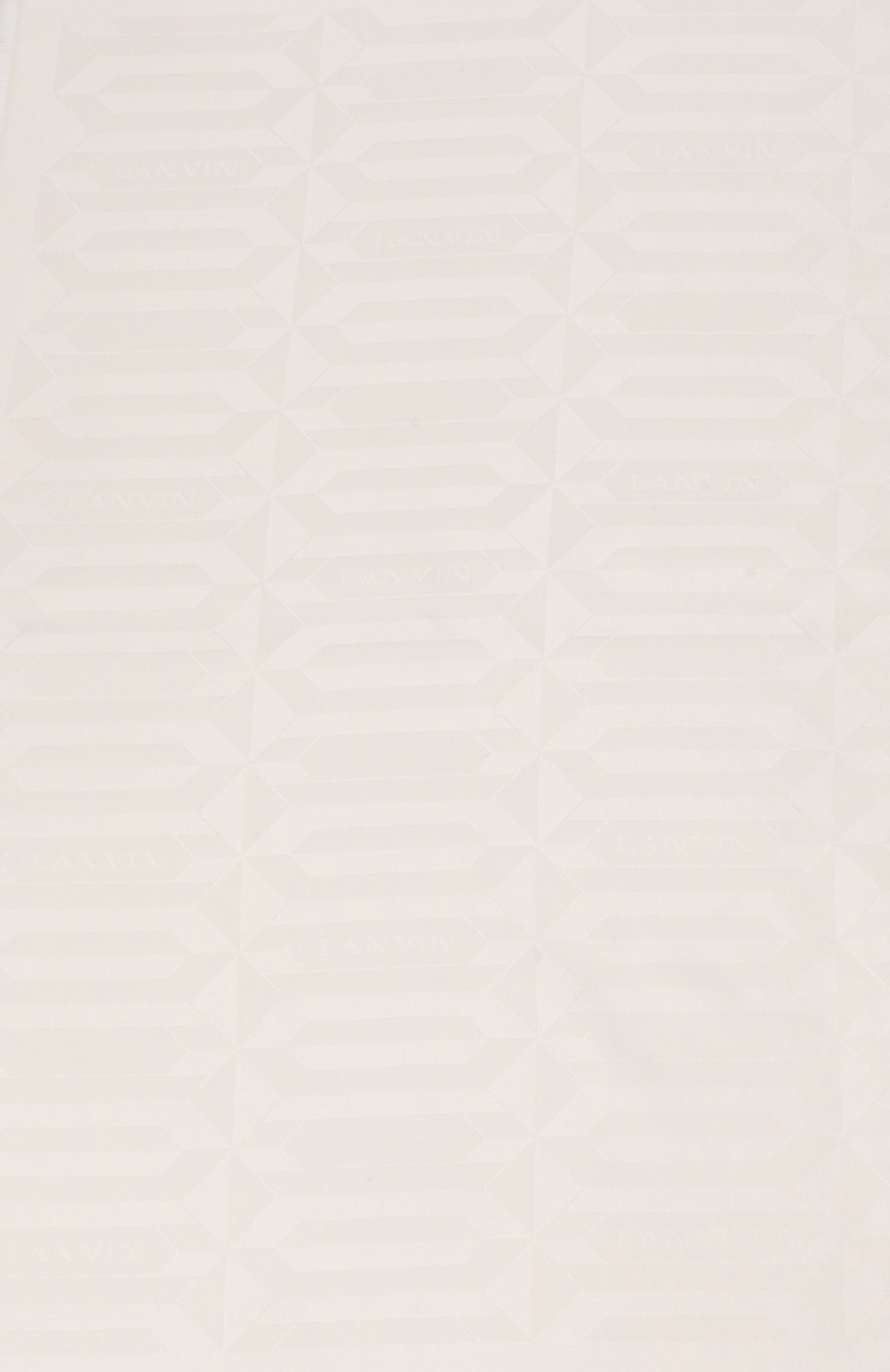 Палантин из шелка и шерсти LANVIN кремового цвета по цене 46500 руб., арт. 6L7020J5754, фото 4 Палантин из шелка и шерсти LANVIN, арт. 6L7020J5754, фото 4