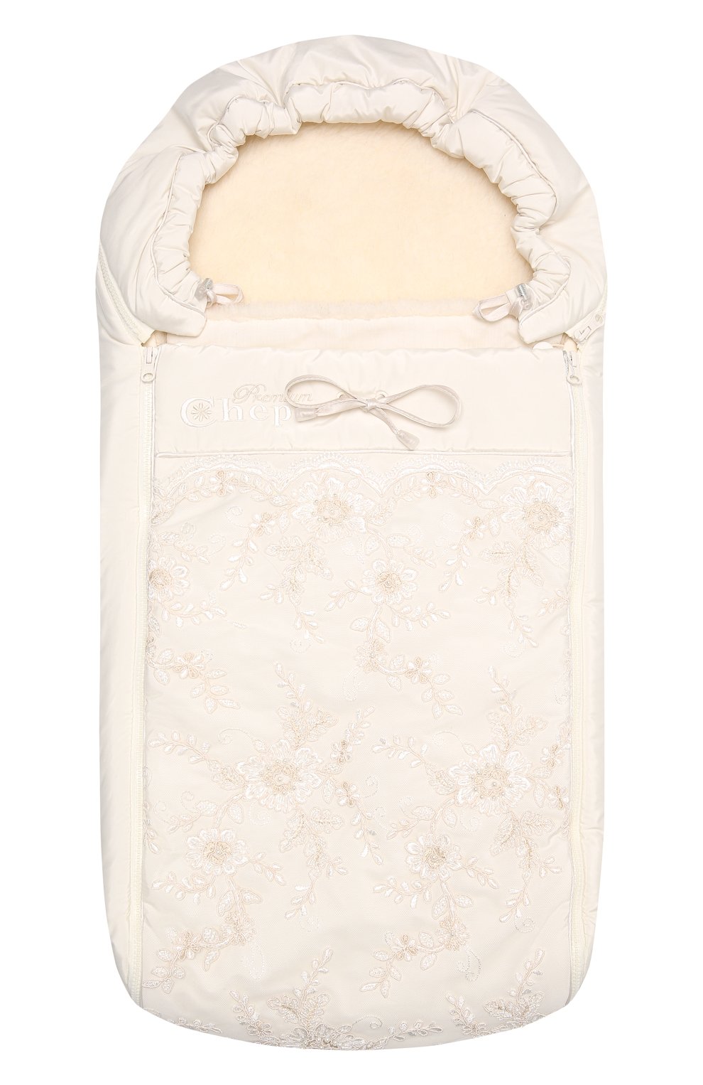 Комплект на выписку с кружевом CHEPE бежевого цвета по цене 15800 руб., арт. 031376, фото 8 Комплект на выписку с кружевом CHEPE, арт. 031376, фото 8