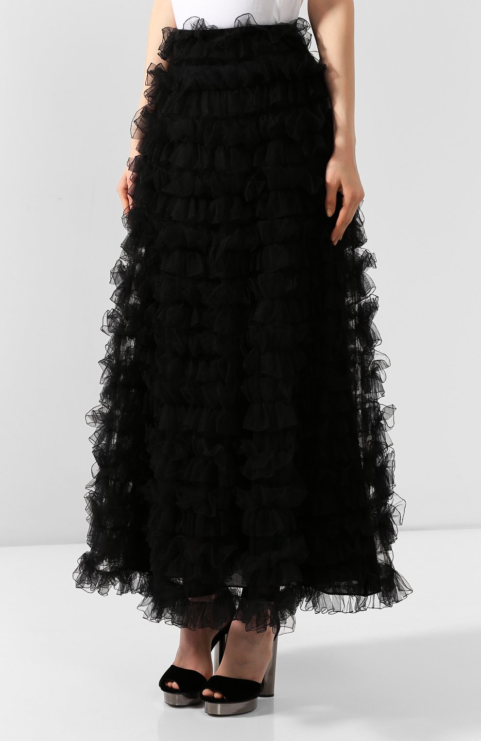 Юбка VALENTINO черного цвета по цене 545500 руб., арт. SB3RA5354N8, фото 3 Юбка VALENTINO, арт. SB3RA5354N8, фото 3