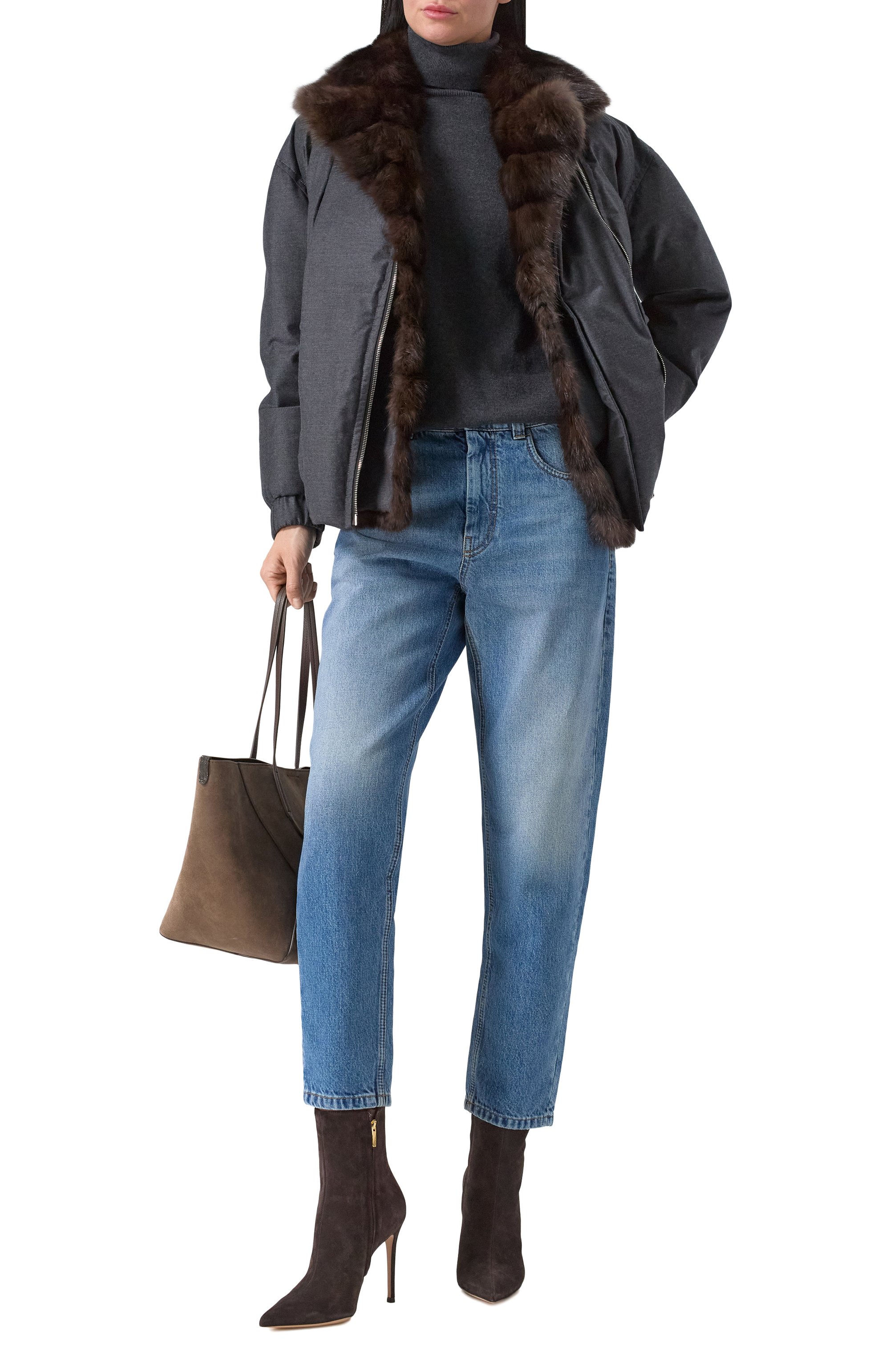 Пуховик с меховой отделкой YVES SALOMON серого цвета по цене 977000 руб., арт. 22WYV03068W02W, фото 2 Пуховик с меховой отделкой YVES SALOMON, арт. 22WYV03068W02W, фото 2