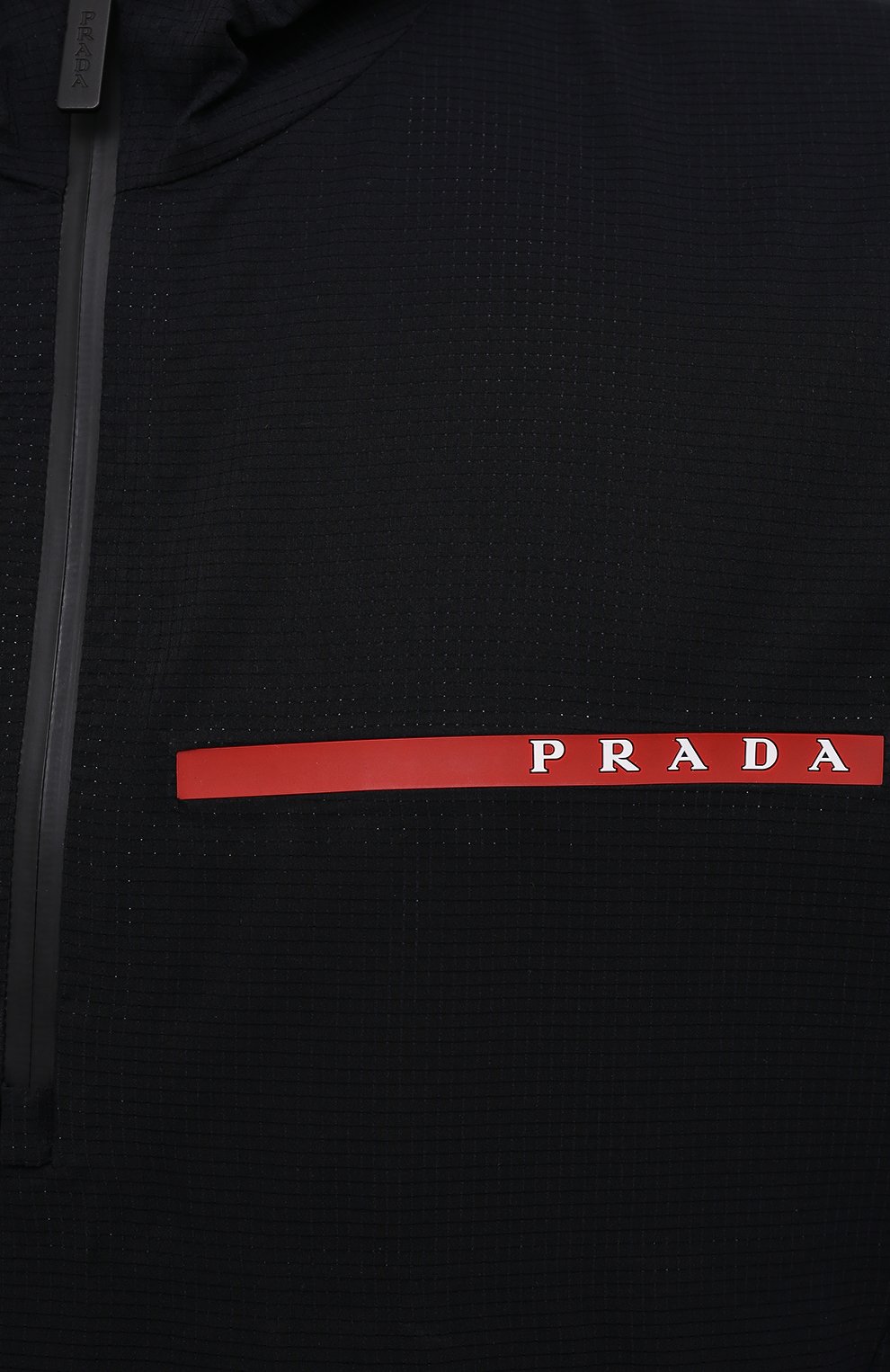 Анорак PRADA черного цвета по цене 180000 руб., арт. SGB451-1T2Z-F0002-201, фото 5 Анорак PRADA, арт. SGB451-1T2Z-F0002-201, фото 5