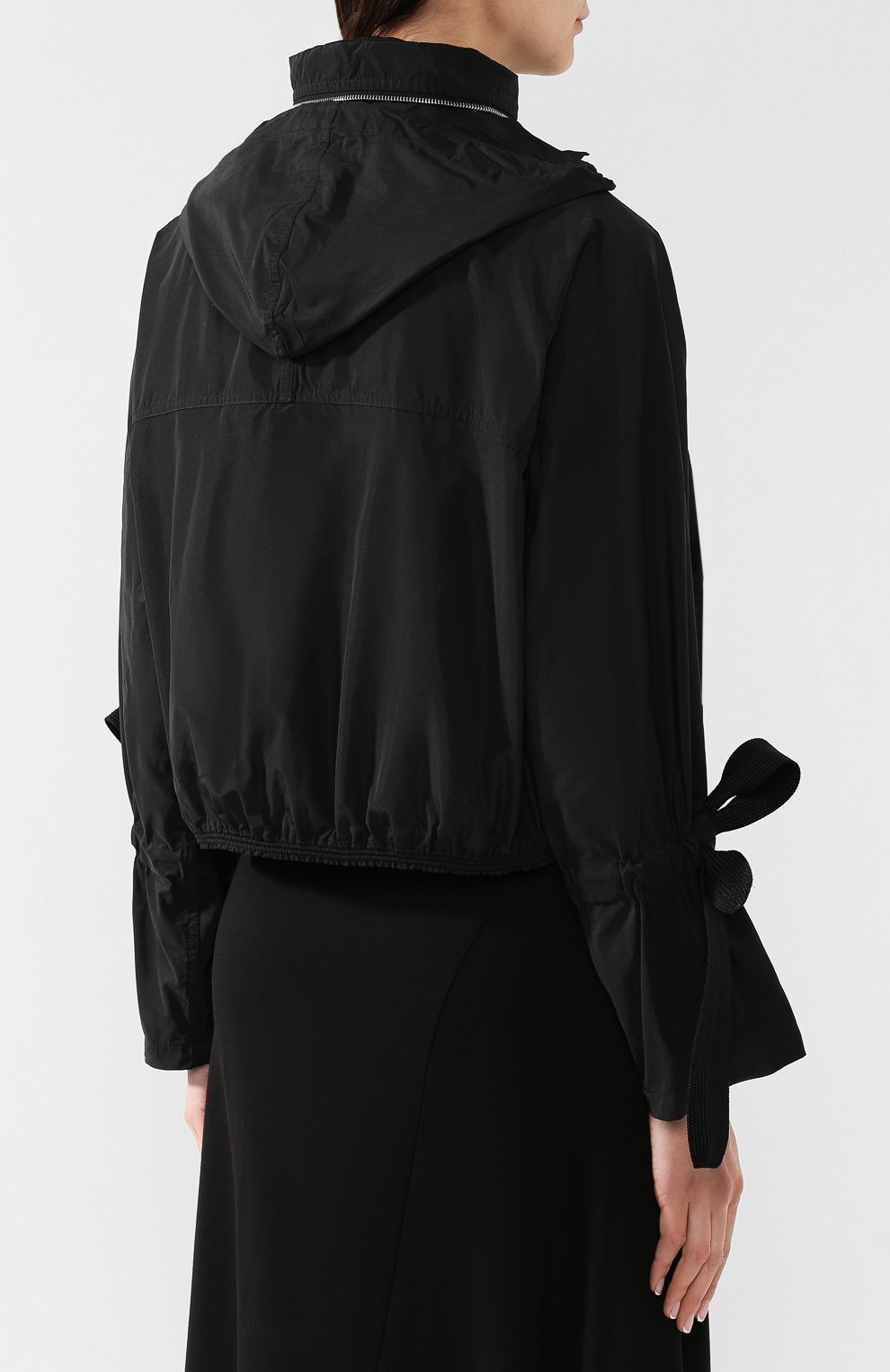 Куртка MONCLER черного цвета по цене 69600 руб., арт. E1-093-45023-05-57455, фото 6 Куртка MONCLER, арт. E1-093-45023-05-57455, фото 6