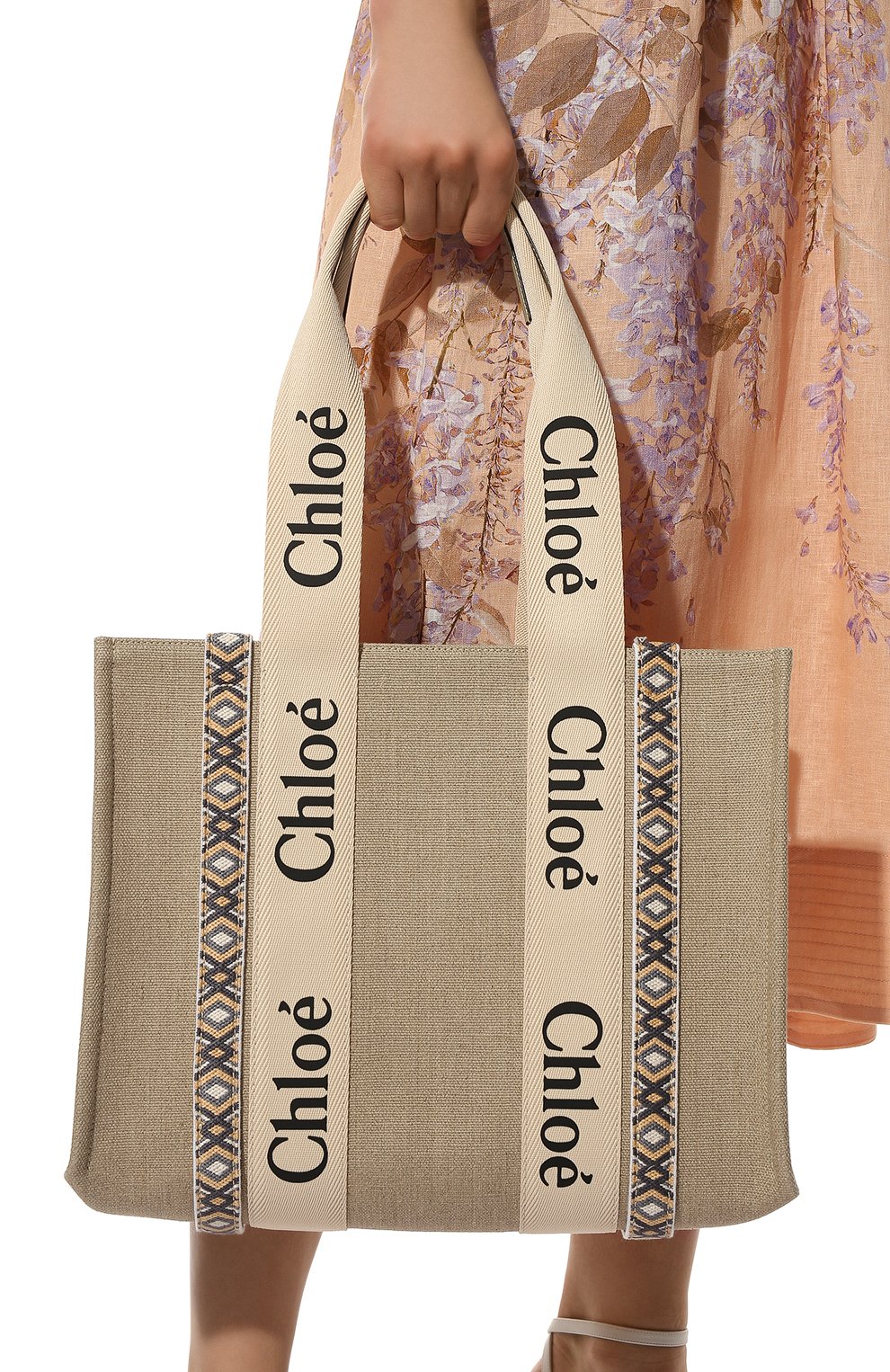 Сумка-тоут woody small CHLOÉ светло-зеленого цвета по цене 115500 руб., арт. CHC22SS383G42, фото 3 Сумка-тоут woody small CHLOÉ, арт. CHC22SS383G42, фото 3