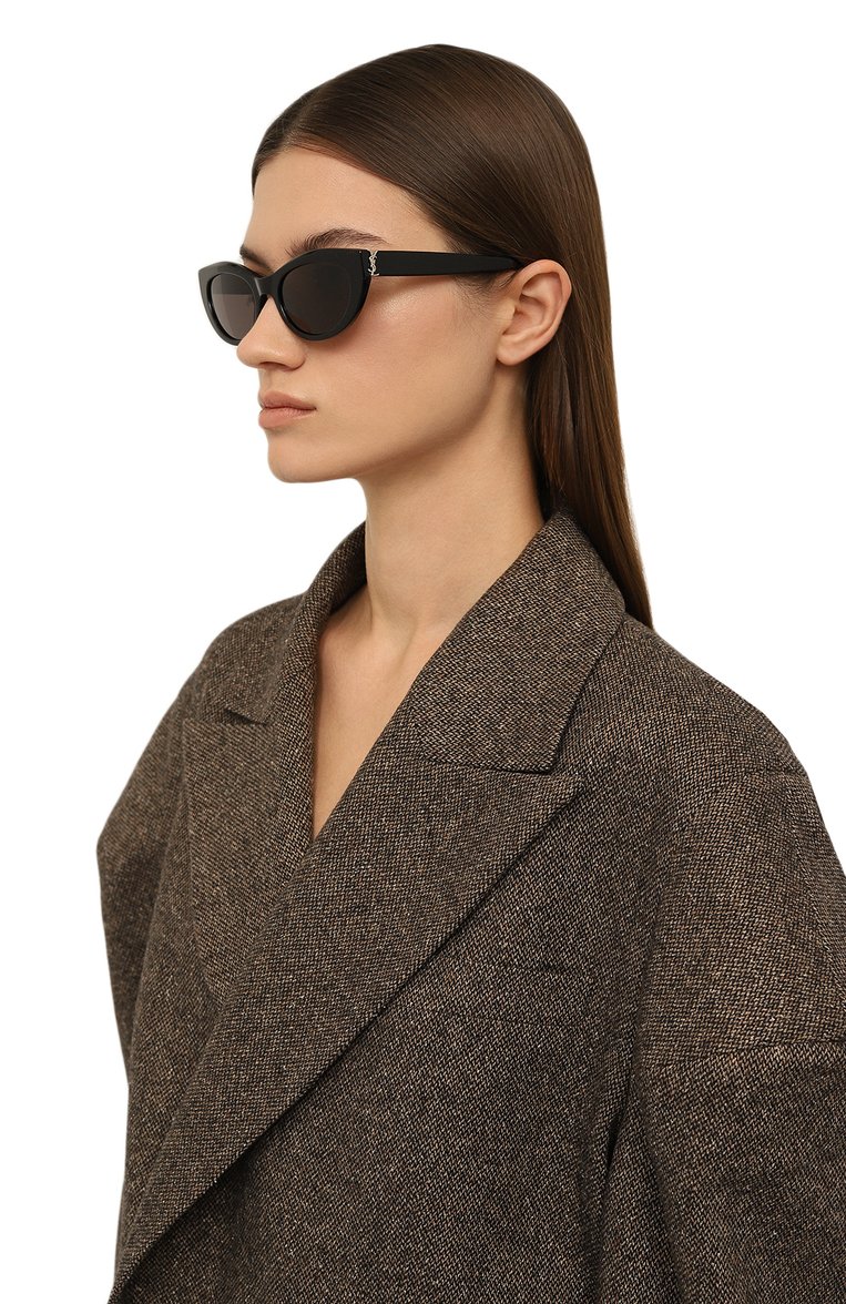 Женские солнцезащитные очки SAINT LAURENT черного цвета, арт. SL M115 001 | Фото 2 (Нос: Не проставлено; Региональные ограничения белый список (Axapta Mercury): Не проставлено; Тип очков: С/з; Материал: Пластик; Оптика Гендер: оптика-женское; Очки форма: Cat-eye)