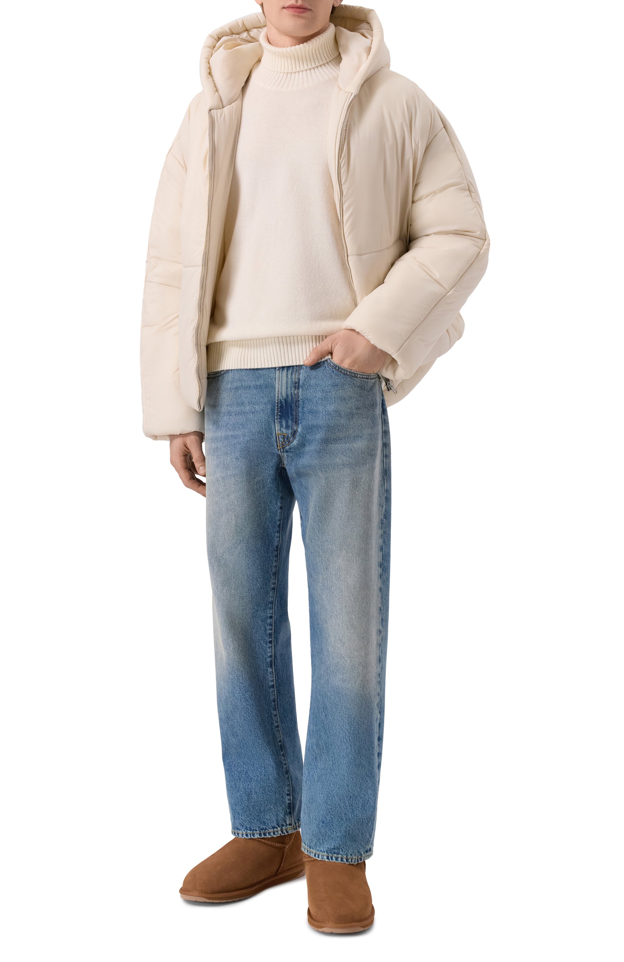 Замшевые угги platinum stinger mini EMU AUSTRALIA светло-коричневого цвета по цене 23990 руб., арт. M10003, фото 2 Замшевые угги platinum stinger mini EMU AUSTRALIA, арт. M10003, фото 2