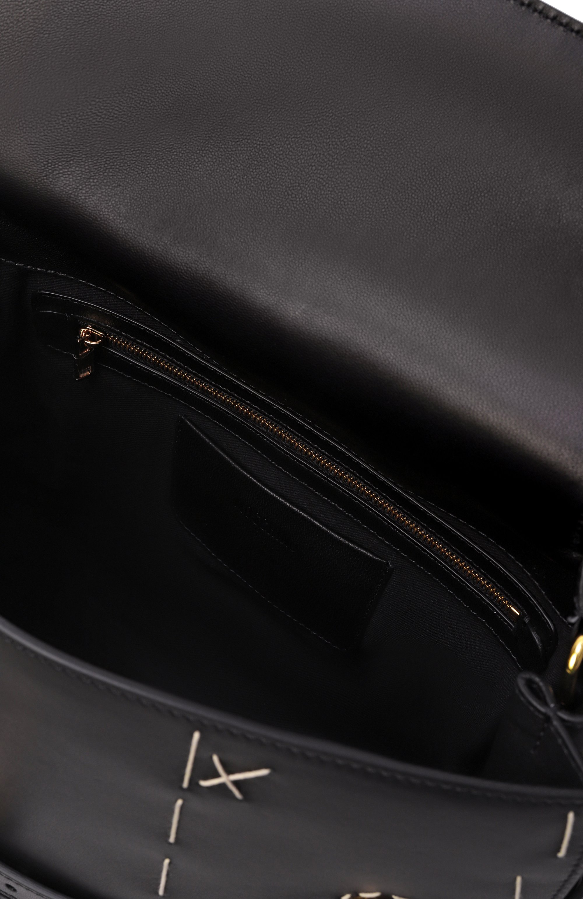 Сумка tie me medium MOSCHINO черного цвета по цене 244000 руб., арт. MC4200PP0N/0A3, фото 5 Сумка tie me medium MOSCHINO, арт. MC4200PP0N/0A3, фото 5