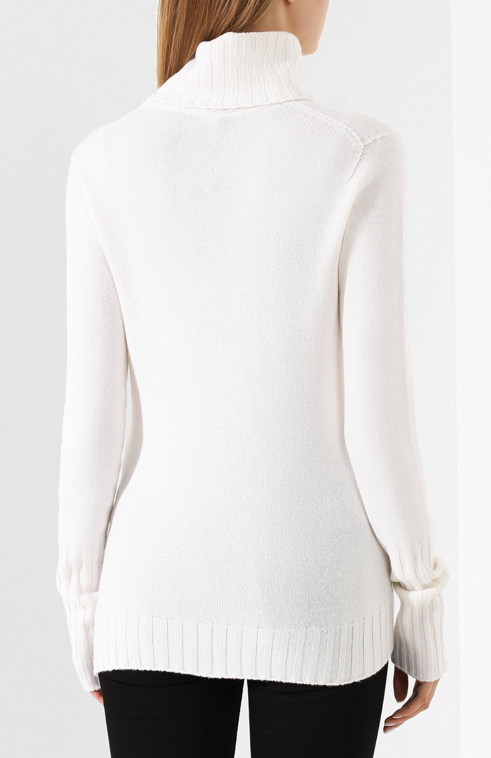 Кашемировая водолазка KITON белого цвета по цене 113500 руб., арт. D48725, фото 4 Кашемировая водолазка KITON, арт. D48725, фото 4
