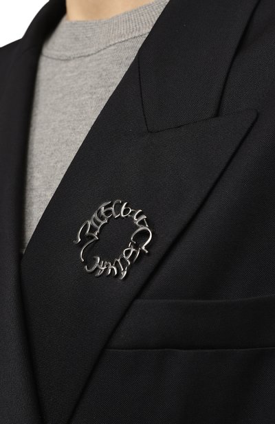 Брошь здесь и сейчас DZHANELLI серебряного цвета по цене 54000 руб., арт. 00017, фото 2 Брошь здесь и сейчас DZHANELLI, арт. 00017, фото 2