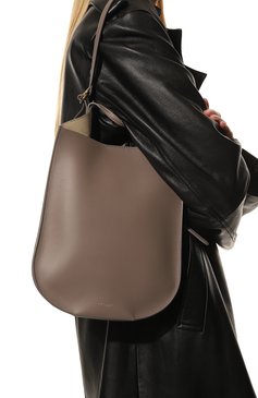 Женская сумка helene REE PROJECTS коричневого цвета, арт. AW22/HEMISC1 | Фото 2 (Ремень/цепочка: На ремешке; Размер: medium; Сумки-технические: Сумки-шопперы; Материал: Натуральная кожа; Драгоценные камни: Проставлено; Материал сплава: Проставлено)