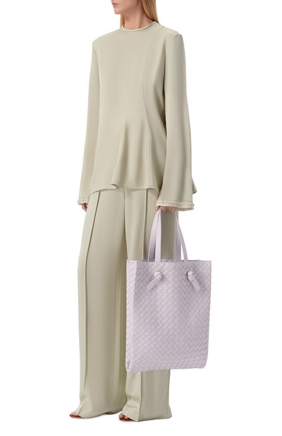 Сумка-тоут tie BOTTEGA VENETA светло-сиреневого цвета по цене 199500 руб., арт. 690502/V1FG1, фото 3 Сумка-тоут tie BOTTEGA VENETA, арт. 690502/V1FG1, фото 3