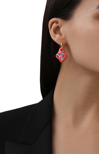 Серьги LILI ARCHIVE кораллового цвета по цене 12980 руб., арт. EМ23C77G, фото 2 Серьги LILI ARCHIVE, арт. EМ23C77G, фото 2