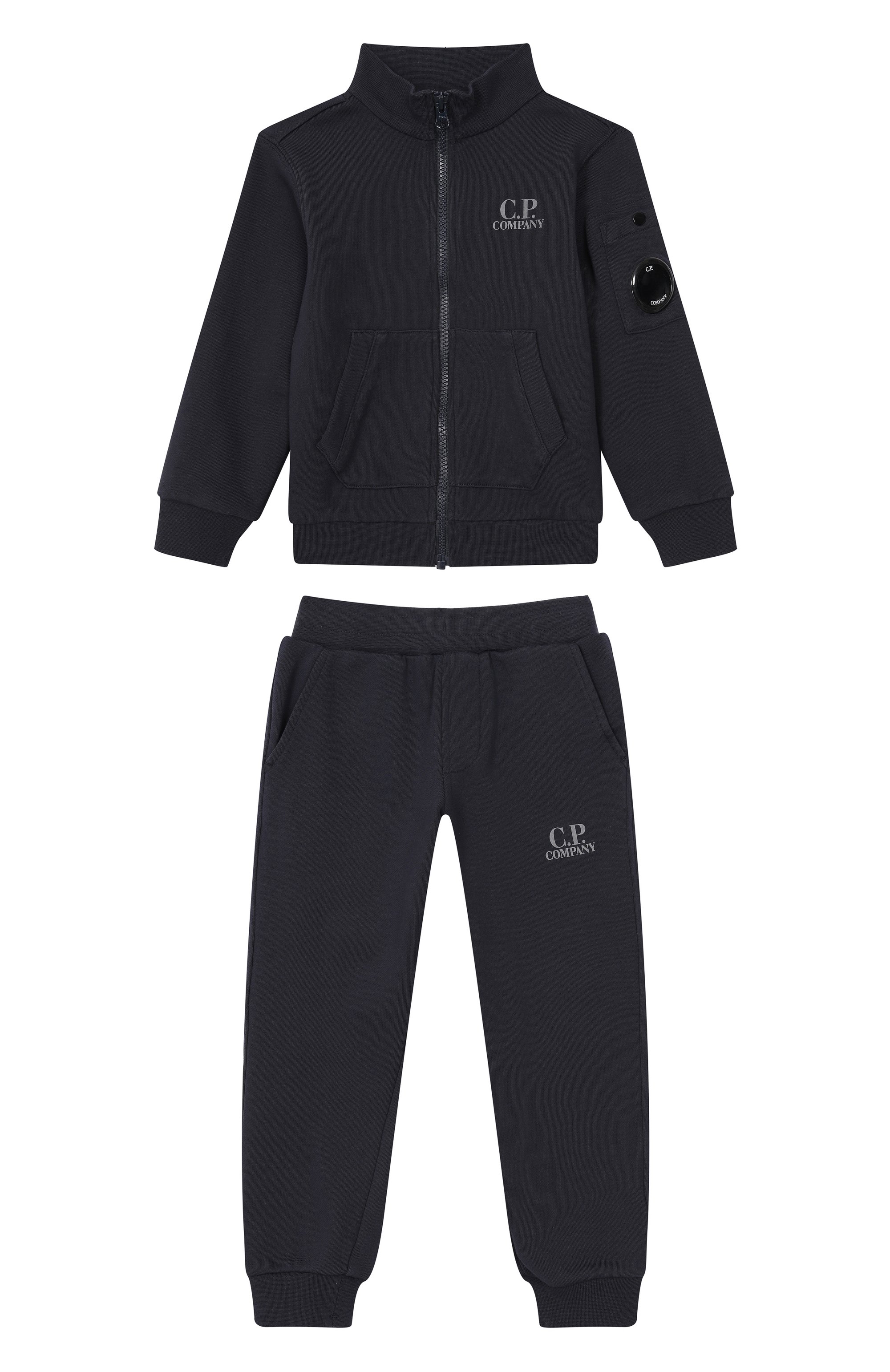 Комплект из толстовки и брюк C.P. COMPANY темно-синего цвета по цене 33300 руб., арт. CMK007/LCA69_001, фото 1 Комплект из толстовки и брюк C.P. COMPANY, арт. CMK007/LCA69_001, фото 1