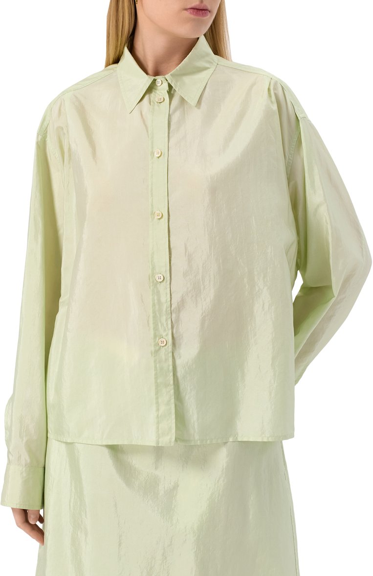Женская рубашка JIL SANDER светло-зеленого цвета, арт. J40DL0165/J70003 | Фото 3 (Материал внешний: Шелк, Синтетический материал; Рукава: Длинные; Длина (для топов): Стандартные; Женское Кросс-КТ: Рубашка-одежда; Кросс-КТ: костюм; Принт: Без принта; Стили: Минимализм)