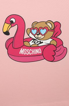 Детская хлопковая футболка MOSCHINO светло-розового цвета, арт. HDM065/LBA10/4-8 | Фото 3 (Девочки Кросс-КТ: футболка-одежда; Рукава: Короткие; Материал сплава: Проставлено; Материал внешний: Хлопок; Драг�оценные камни: Проставлено; Ростовка одежда: 4 года | 104 см, 5 лет | 110 см, 6 лет | 116 см)