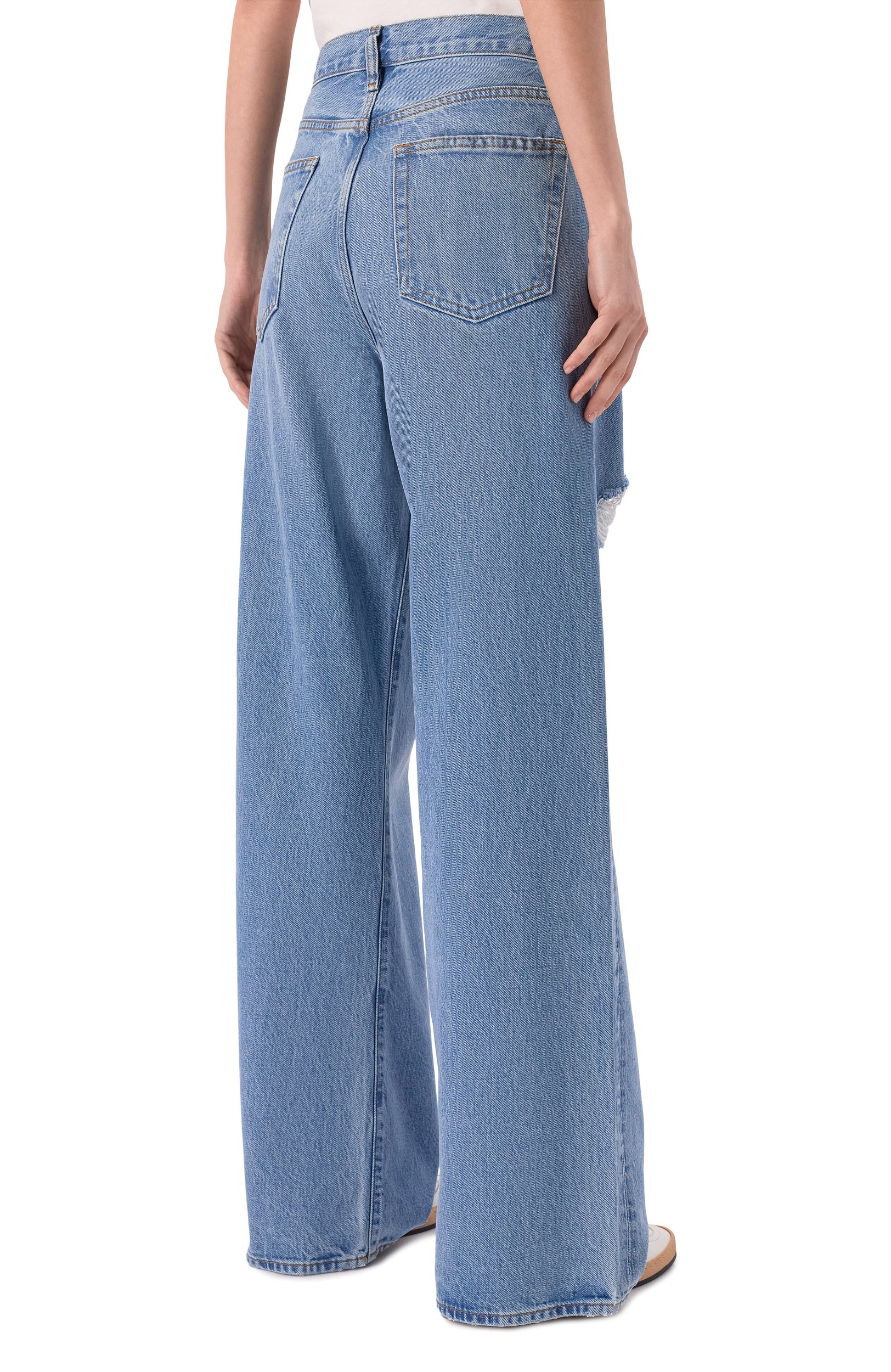 Джинсы the loose FRAME DENIM голубого цвета по цене 57150 руб., арт. 2002874/THE L00SE, фото 4 Джинсы the loose FRAME DENIM, арт. 2002874/THE L00SE, фото 4