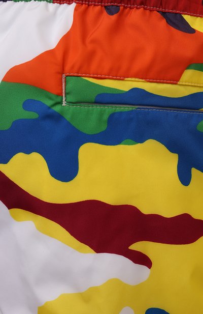 Плавки-шорты VALENTINO разноцветного цвета по цене 58950 руб., арт. WV3UH0287JB, фото 4 Плавки-шорты VALENTINO, арт. WV3UH0287JB, фото 4