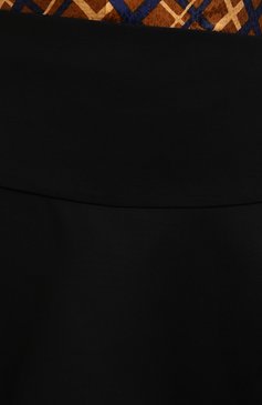 Женская юбка-шорты из шерсти и шелка VALENTINO черного цвета, арт. WB0RA8861CF | Фото 5 (Материал внешний: Шерсть, Шелк; Длина Ж (юбки, платья, шорты): Мини; Женское Кросс-КТ: Юбка-одежда; Материал спла�ва: Проставлено; Драгоценные камни: Проставлено; Материал подклада: Вискоза; Стили: Романтичный)