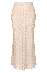 Светло-бежевый