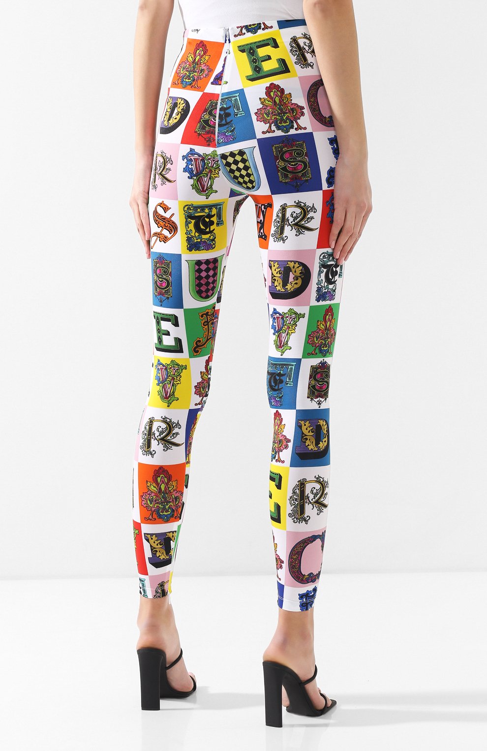 Легинсы с принтом VERSACE разноцветного цвета по цене 61450 руб., арт. A80109/A229114, фото 4 Легинсы с принтом VERSACE, арт. A80109/A229114, фото 4