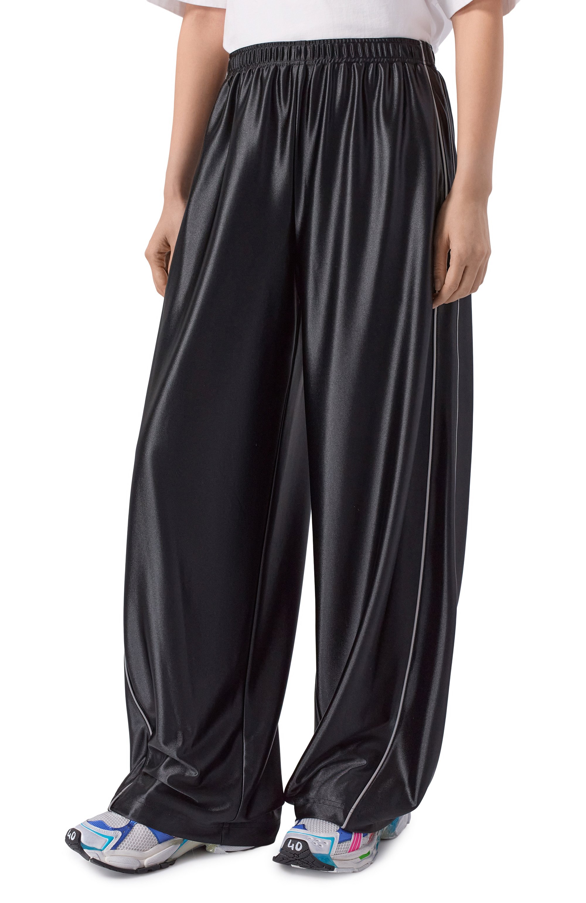 Брюки ALEXANDERWANG.T черного цвета по цене 95650 руб., арт. 4CC1264601, фото 3 Брюки ALEXANDERWANG.T, арт. 4CC1264601, фото 3