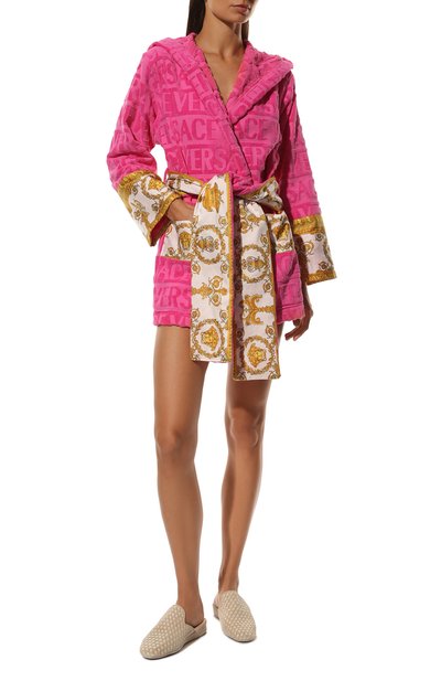 Хлопковый халат VERSACE фуксия цвета по цене 74950 руб., арт. ZACJ00019/ZC0SP052, фото 2 Хлопковый халат VERSACE, арт. ZACJ00019/ZC0SP052, фото 2