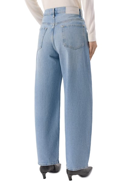 Джинсы bonnie 7 FOR ALL MANKIND голубого цвета по цене 27800 руб., арт. 7UF70C10/B0NNIE CURVILINEAR, фото 4 Джинсы bonnie 7 FOR ALL MANKIND, арт. 7UF70C10/B0NNIE CURVILINEAR, фото 4