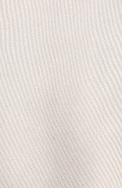 Шелковый галстук GIORGIO ARMANI белого цвета по цене 25250 руб., арт. 360054/8P998, фото 3 Шелковый галстук GIORGIO ARMANI, арт. 360054/8P998, фото 3