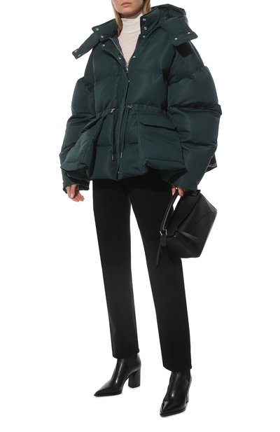 Пуховик ALEXANDER MCQUEEN темно-зеленого цвета по цене 239500 руб., арт. 672915/QZAD1, фото 2 Пуховик ALEXANDER MCQUEEN, арт. 672915/QZAD1, фото 2