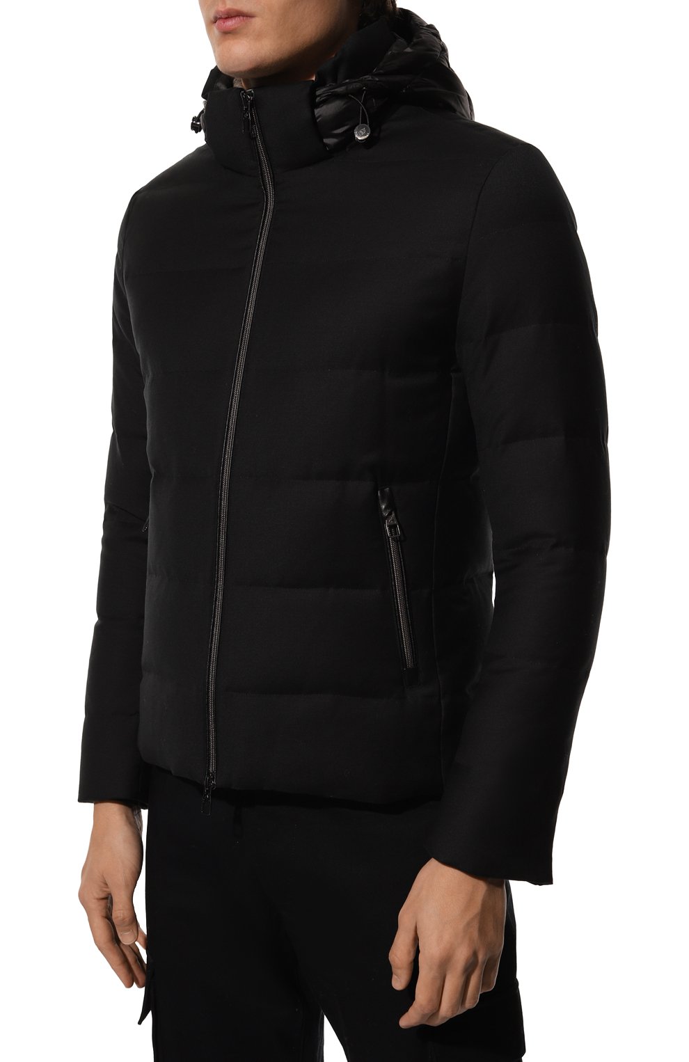Пуховая куртка MONTECORE черного цвета по цене 75800 руб., арт. F03MUCX527-106, фото 3 Пуховая куртка MONTECORE, арт. F03MUCX527-106, фото 3