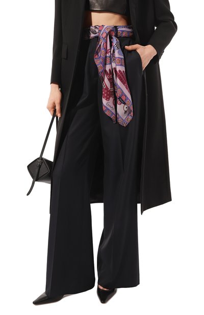 Шелковый платок небеса GOURJI сиреневого цвета по цене 18980 руб., арт. T21SKY7VIR, фото 2 Шелковый платок небеса GOURJI, арт. T21SKY7VIR, фото 2